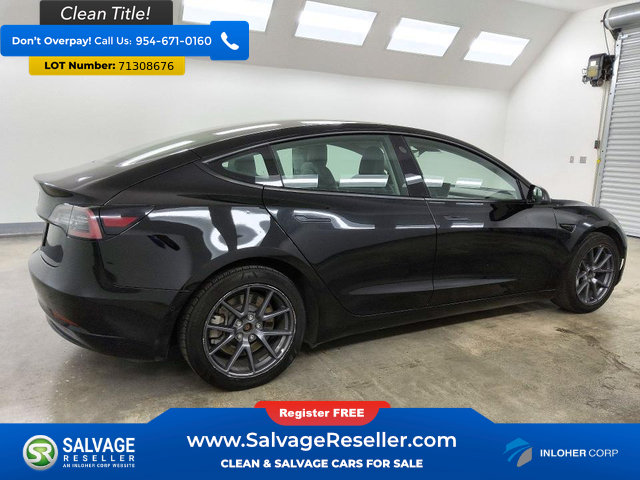 Used 2022 Tesla Model 3 RWD image 4