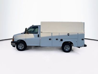 New 2025 Chevrolet Express 3500 w/ Power Convenience Package