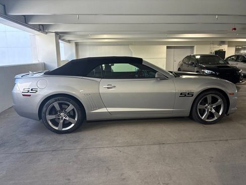 Used 2011 Chevrolet Camaro SS w/ RS Package RWD image 5