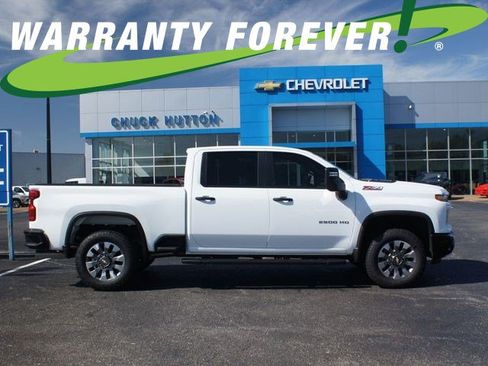 New 2026 Chevrolet Silverado 2500 Custom AWD/4WD image 1