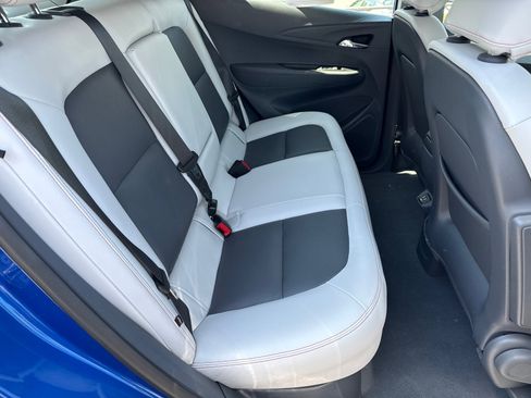 Used 2020 Chevrolet Bolt Premier w/ Infotainment Package image 15