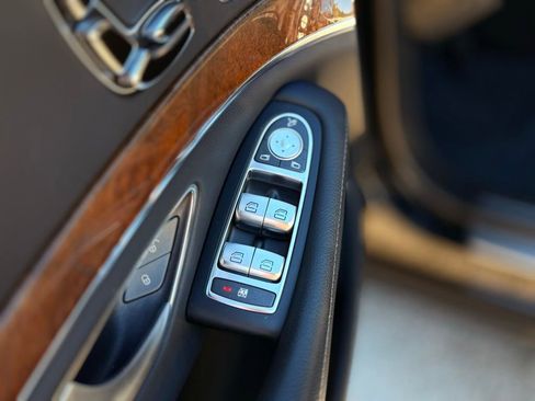 Used 2017 Mercedes-Benz S 550 S 550 image 21