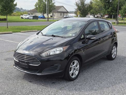 Used 2016 Ford Fiesta SE FWD image 3
