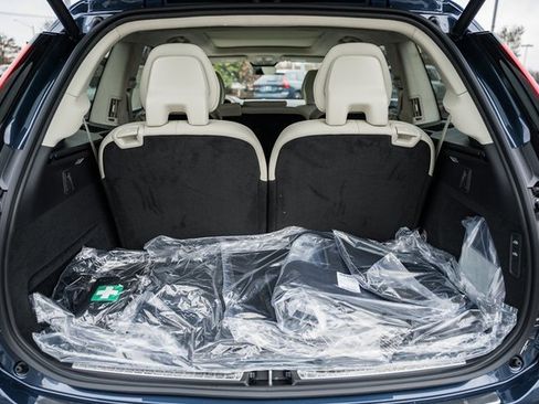 New 2026 Volvo XC90 B6 Ultra w/ Lounge Package image 10