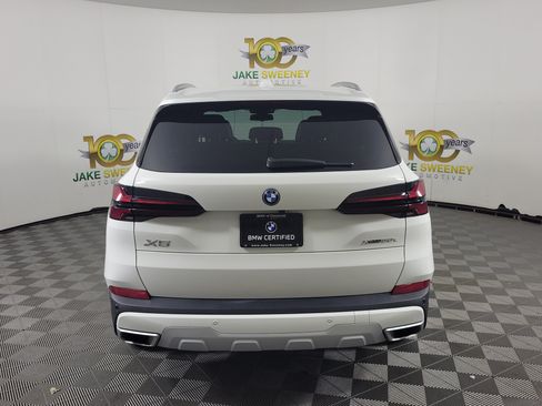 Certified 2024 BMW X5 xDrive50e AWD/4WD image 6