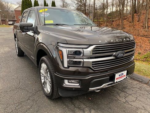 Used 2024 Ford F150 Platinum w/ Equipment Group 703A Plus image 3