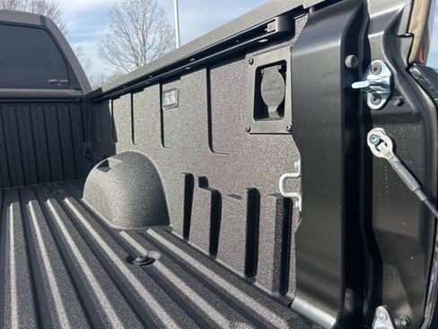 New 2026 Toyota Tundra Platinum image 9