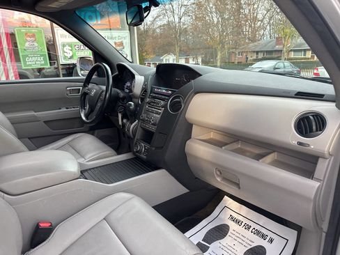 Used 2014 Honda Pilot Touring image 18