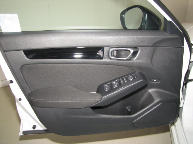 Certified 2025 Honda Civic Sport image 34