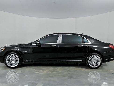 Used 2017 Mercedes-Benz Maybach S 550 4MATIC image 8