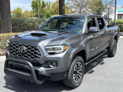 Used 2021 Toyota Tacoma TRD Sport w/ TRD Premium Sport Package RWD image 13