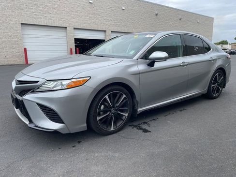 Certified 2020 Toyota Camry XSE image 4