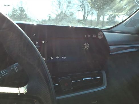 Used 2025 Chevrolet TrailBlazer LT image 16