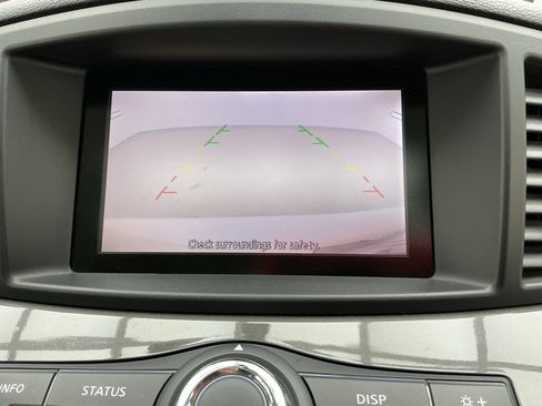 Used 2015 Nissan Quest SL w/ Bose Package image 7