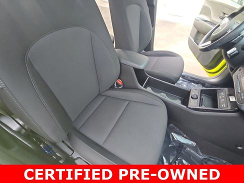 Used 2025 Hyundai Kona SEL image 10