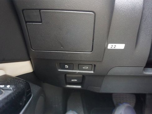 Used 2024 Lexus ES 350 w/ Premium Package image 5