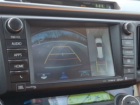 Certified 2017 Toyota RAV4 Limited image 18