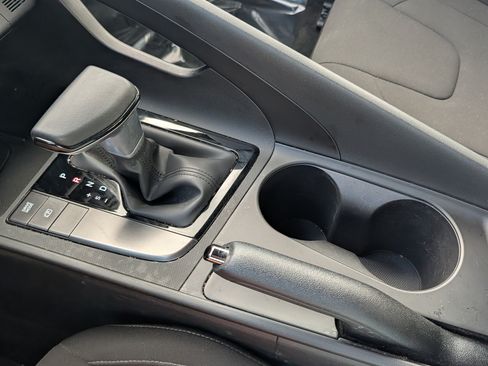 Certified 2025 Hyundai Elantra Sport FWD image 18
