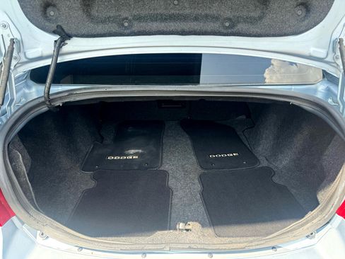 Used 2013 Dodge Avenger SE image 14