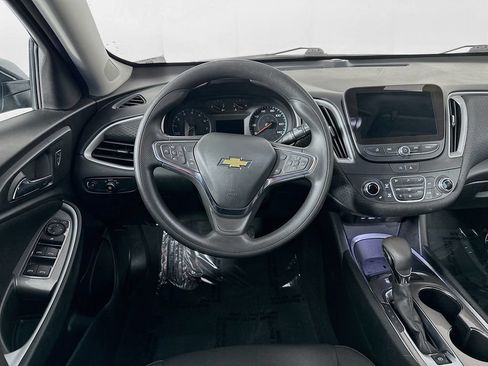 Used 2024 Chevrolet Malibu LT FWD image 29