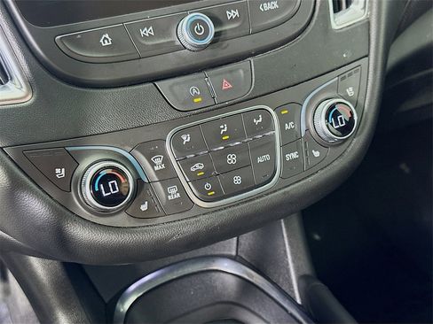 Used 2024 Chevrolet Malibu LT image 27