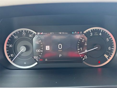 Used 2023 Land Rover Defender 110 X-Dynamic SE image 25