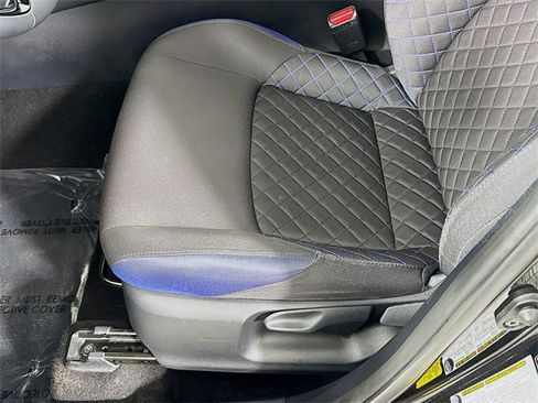 Certified 2022 Toyota C-HR XLE image 18