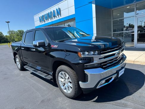Used 2019 Chevrolet Silverado 1500 LTZ w/ LTZ Plus Package AWD/4WD image 1