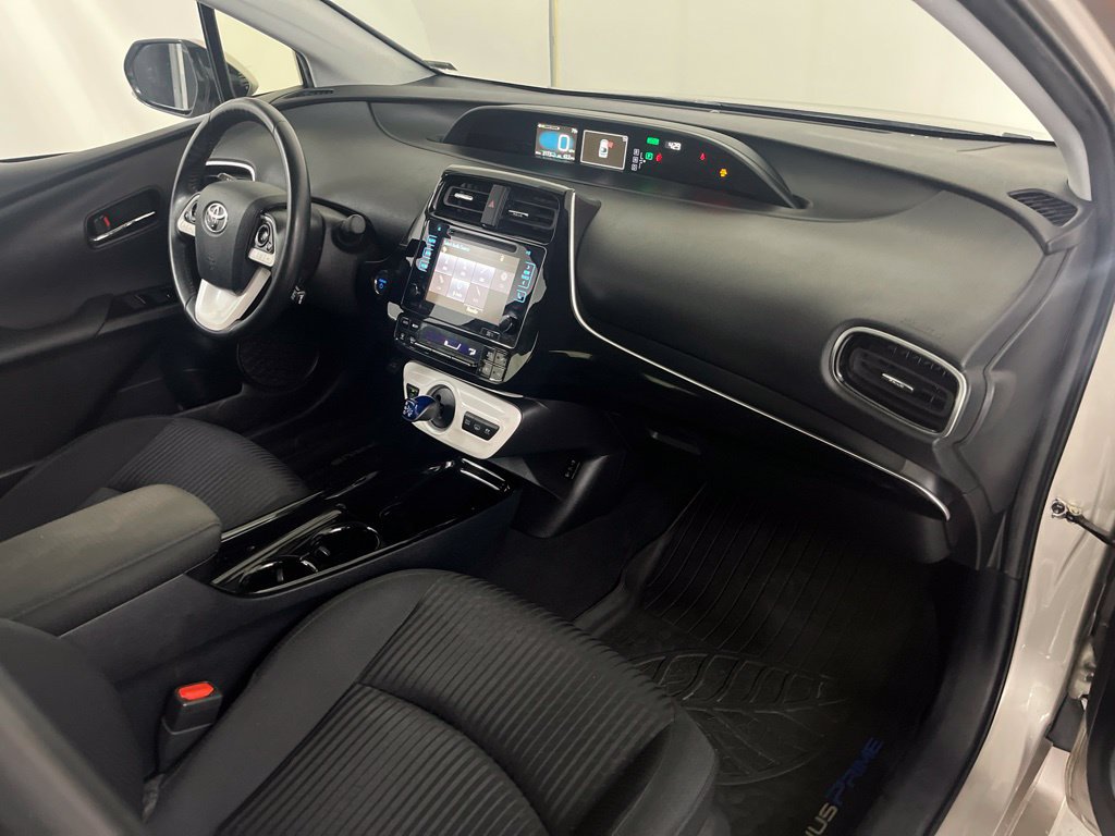 Used 2019 Toyota Prius Prime Plus FWD image 22