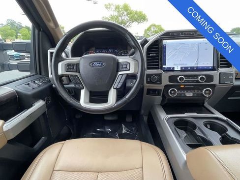 Used 2022 Ford F250 Lariat w/ Lariat Ultimate Package AWD/4WD image 9