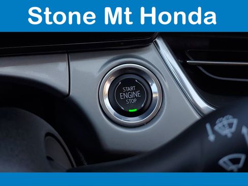 Used 2024 Chevrolet Trax LT image 33