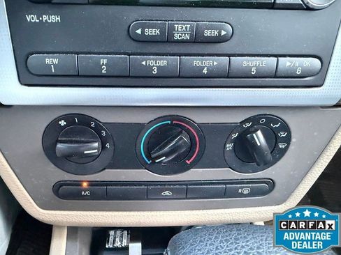 Used 2009 Mercury Milan FWD image 12