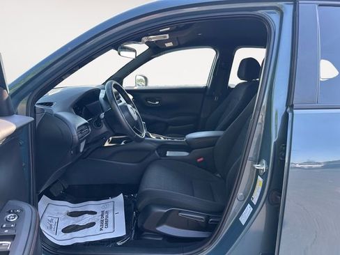 Used 2025 Honda HR-V Sport image 9