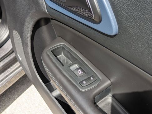 Used 2016 Chrysler 200 S w/ Navigation & Sound Group I image 36