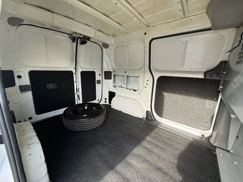Used 2017 Nissan NV200 SV w/ Technology Package image 30