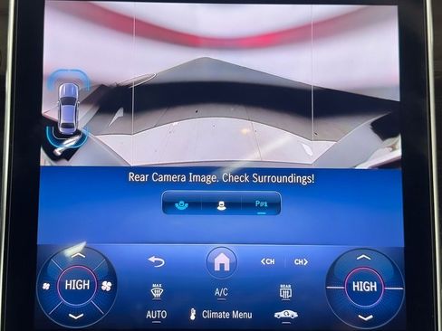 Certified 2025 Mercedes-Benz C 300 4MATIC Sedan image 18