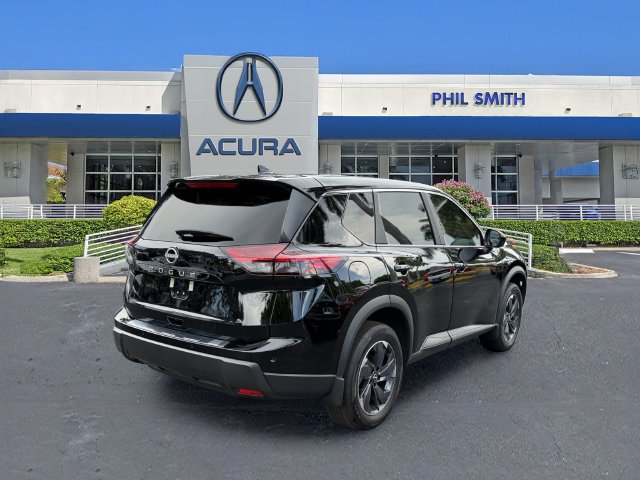 Used 2025 Nissan Rogue SV FWD image 5