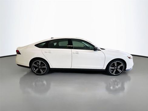 New 2026 Honda Accord SE image 16