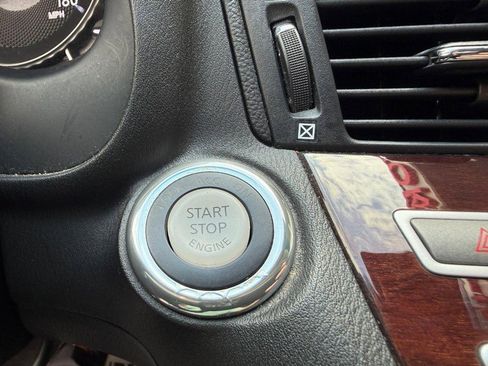 Used 2015 INFINITI Q70 L 3.7 w/ Technology Package image 34