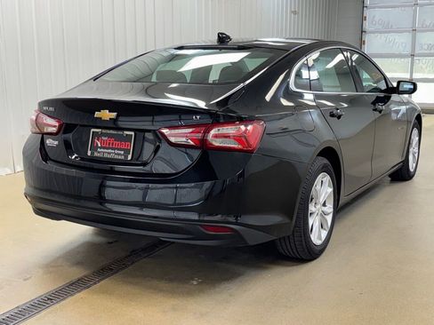 Used 2022 Chevrolet Malibu LT FWD image 5