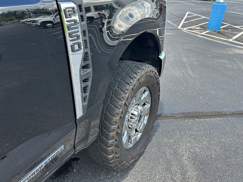 Used 2024 Ford F250 King Ranch w/ Chrome Package AWD/4WD image 9
