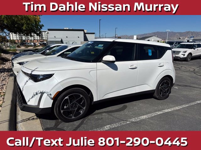 Used 2025 Kia Soul EX FWD image 1