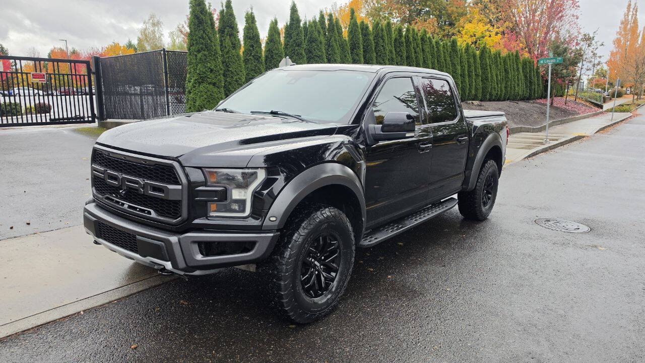 Used 2017 Ford F150 Raptor w/ Equipment Group 802A Luxury AWD/4WD image 1