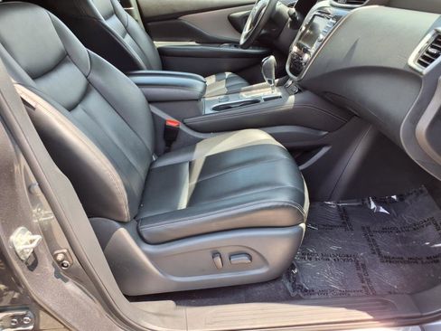 Used 2023 Nissan Murano SV image 6