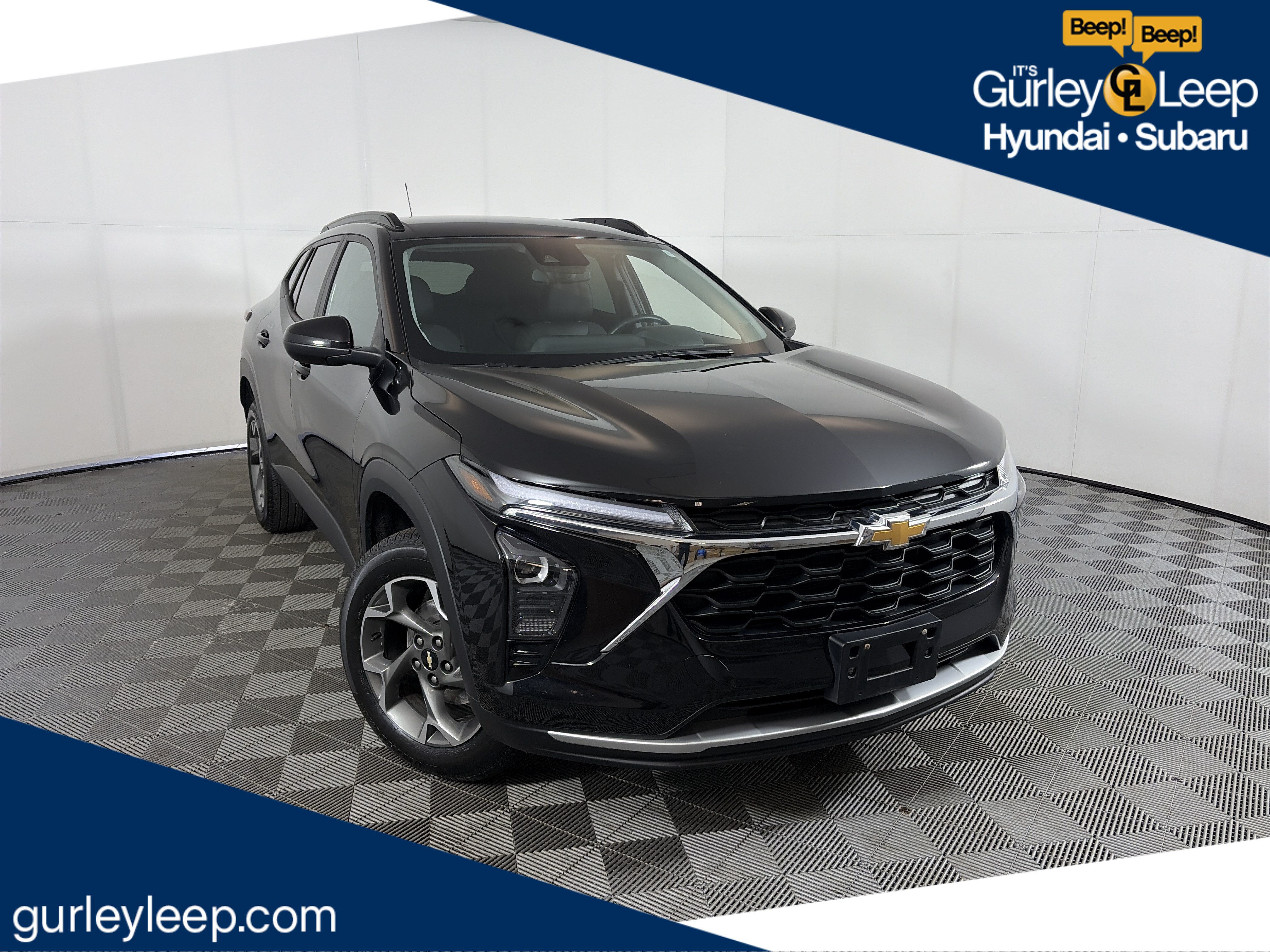 Used 2024 Chevrolet Trax LT w/ Driver Confidence Package FWD image 1