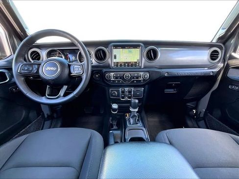 Used 2023 Jeep Wrangler Unlimited Sport AWD/4WD image 21