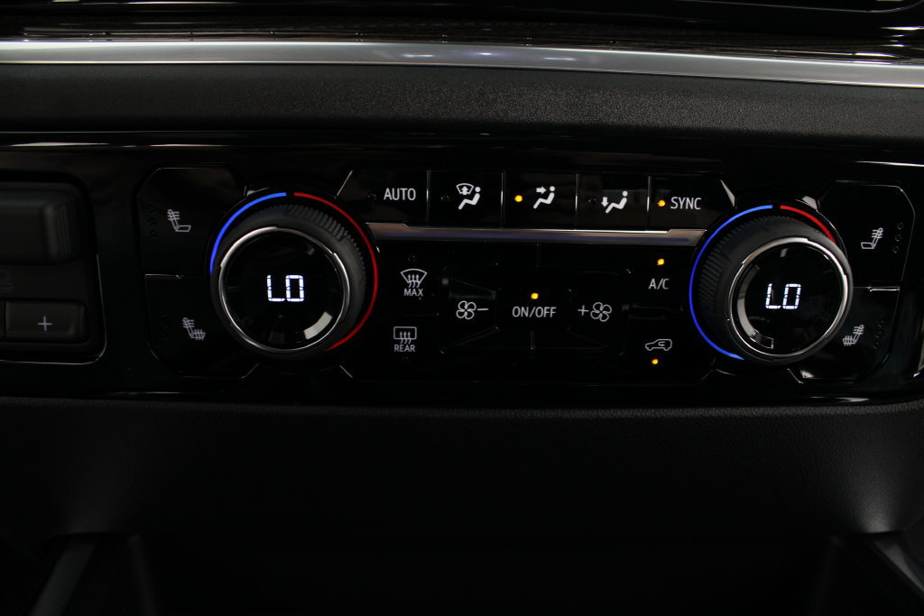 New 2026 Chevrolet Silverado 1500 RST w/ Redline Edition AWD/4WD image 6