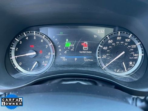 Used 2021 Toyota Highlander XLE AWD/4WD image 26