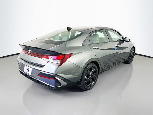 New 2026 Hyundai Elantra Sport image 5