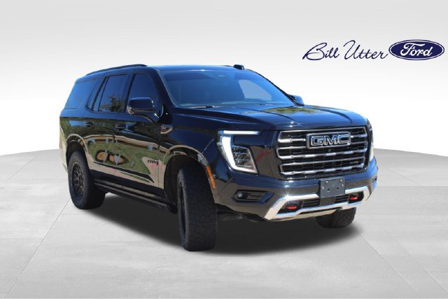 Used 2025 GMC Yukon AT4 Ultimate w/ LPO, Floor Liner Package AWD/4WD image 3